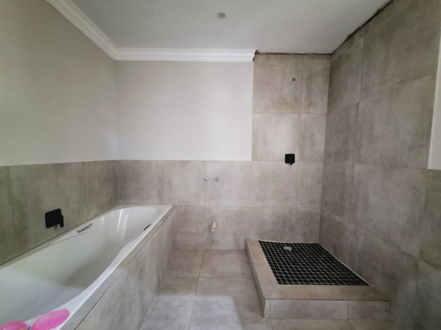 3 Bedroom Property for Sale in Bayswater Free State